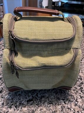 Harry and David Insulated Lunch Bag with Brown Trim
